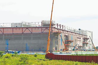 台積電嘉義廠 板車翻覆無人傷