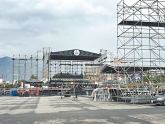 花蓮看煙火 夏戀嘉年華舞台大轉向