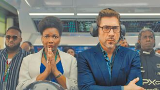 腕间引擎轰鸣 萧邦限量表燃赛车魂