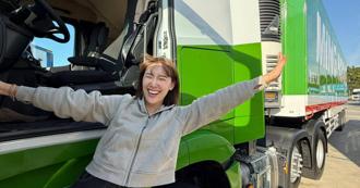 明星考照》李懿拿到联结车驾照　陈德烈为乙级厨师月喷2万食材费