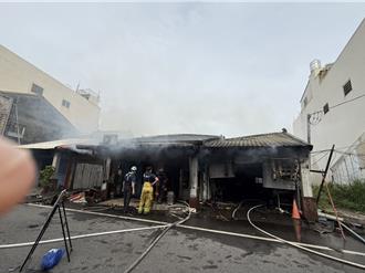 嘉義大林三合院大火！忠犬狂吠救主人 全家驚醒逃命