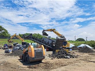 二仁溪砸13亿拚脱胎换骨！2028年前清2.2万吨毒废料