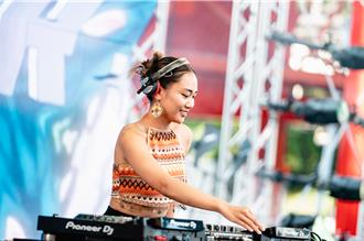 淡水红毛城「微醺派对」开趴！400年来首度夜间狂欢