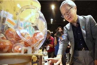 「We TAIWAN」前进大阪世博倒数11天 a-We正式登上京阪电车