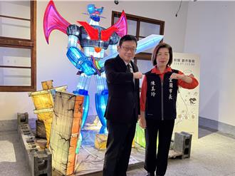 宜蘭監獄收容人創作聯展 2米高巨大無敵鐵金剛現身故事館