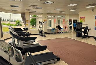 澎湖首座银髮健身中心揭牌 专业教练常驻、设置百万器材