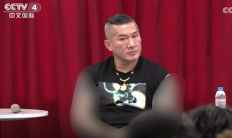 登央視新聞  雙手刺青變「隱形的翅膀」 館長回應了