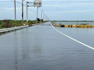 丹娜丝重创台南七股舄湖 沙洲破口酿海水倒灌