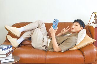 连晨翔设计手机壳 超音波YA宝入画