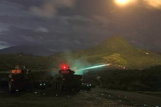 【三軍聯合火力實彈測考】586旅夜間防禦射擊 驗證作戰效能