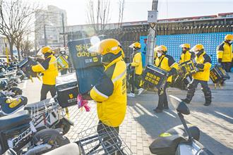 陸外賣大戰燒不停！官方出手：下架「零元購」等促銷