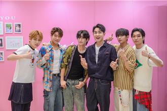 台八男神陈谦文逛快闪　教韩团DKB台语第一句被考倒