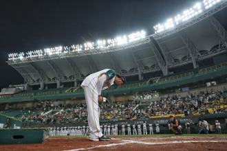 中職》魔鷹愛妻驟逝震撼棒壇！前隊友淚憶夫妻善良本性