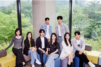 《殭屍校園》第2季開拍！首季演員全數回歸 《魷魚》的他也加盟