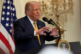 川普談判照曝光「塗改」吸睛 日本投資額暴增千億美元