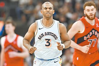 NBA》40岁CP3返快艇 老船新季忧故障