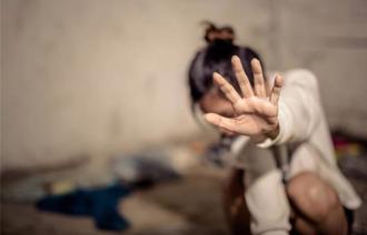 妹子祭改慘遭「指侵除黑氣」還付5千！神棍噁喊：手指在吸霉運