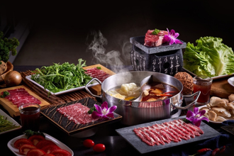 「野牛殿溫體牛火鍋」週年慶推好康 牛肉片買三送一、烏梅汁無限暢飲