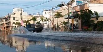 遇年度大潮！東港連淹3天  鎮公所點名「多單位管轄」治水卡關