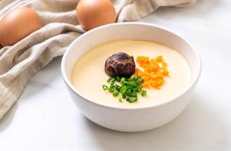 老年人也要小心！蒸蛋太嫩沒煮熟 害1歲嬰患敗血症