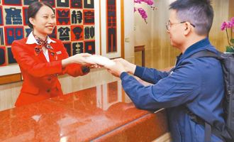 一次性備品最高賣680元挨批 環境部籲旅宿業提供個別品項