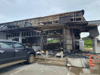 泰殘忍！柬火箭砲來襲火燒超市 無辜母子相擁成焦屍