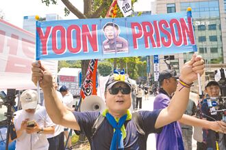 綠挺戒嚴文 韓日媒體競相報導