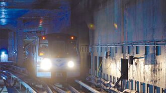 北捷信義東延段 電聯車測試