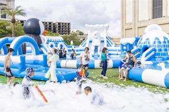 义大世界「爸气生活节」热力登场 啦啦队清凉水战High翻天