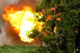 泰柬邊境衝突第2天「至少16人死亡」撤離人數突破13.8萬