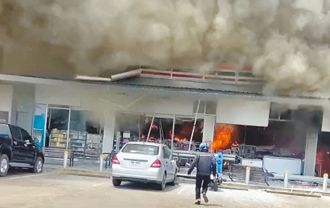 泰柬又交火！泰軍強力回擊柬埔寨清晨突襲  兩國死者增至32人