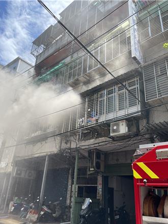 新北三重成衣工廠火警 62名消防人員急撲救 幸無人傷亡