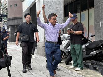 不同意罷免大贏近3萬票　賴士葆自行宣布「過關」