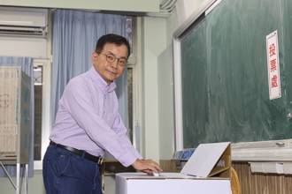 冒生命危險走過罷免戰  賴士葆驚爆：罷團帶西瓜刀尾隨