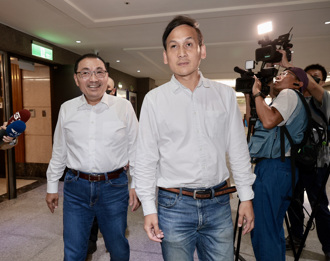 葉元之沒被罷  「最有力補選者」發聲：民主需要不斷重來