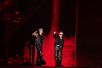 HOSHI突衝下台拉粉丝一起热舞！开心入伍前夕能和WOOZI登宝岛