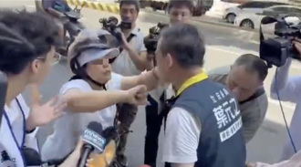 青鳥1舉動激出中間選票  退將示警：823硬仗不可疏忽