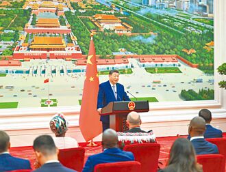 習見16國大使 籲亂世更需團結