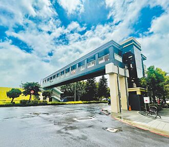 三重環河陸橋 水岸電梯開通