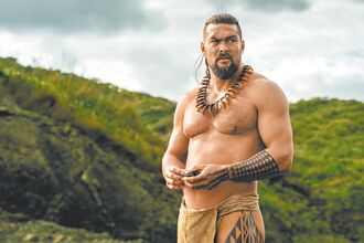 水行俠轉當導演 待鏡頭後更嗨