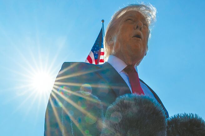 美国总统川普，谈到大多数贸易协议将在8月1日前完成。图／美联社