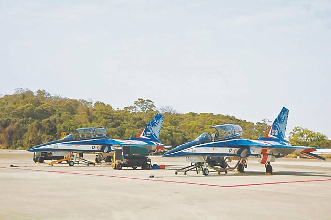 军工、航太、绿能等政策概念股再度成为市场焦点，雷虎（8033）、中航（2612）等指标股25日强势吸金。图／本报资料照片