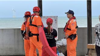 暑假後將升高一！苗栗龍鳳漁港少年遭浪捲走失蹤 海巡持續搜救中