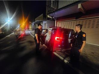 失智翁深夜瘫坐路中！中坜警靠鹰眼辨识系统神救援