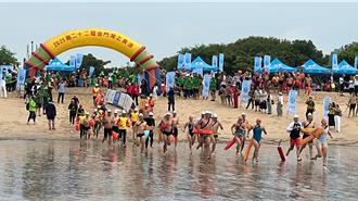 金門長泳「無懼政治」！兩岸泳士破浪高喊：兩岸和平從游泳開始