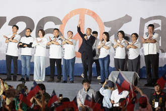 揭藍軍挺過大罷免關鍵 學者喊正視4事才能穩住823選情