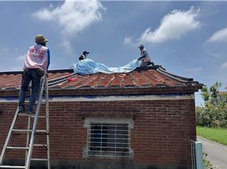 丹娜丝重创台南2万户！修缮缺工严重 市府：重建需数月