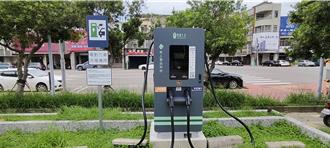 苗栗首設路邊充電樁！541車次搶先試用