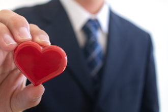 4生肖8月鹹魚大翻身 事業、愛情雙豐收 