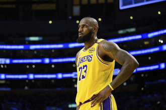 NBA》詹皇最後一季？湖人傳不再續約 東契奇時代正式啟動